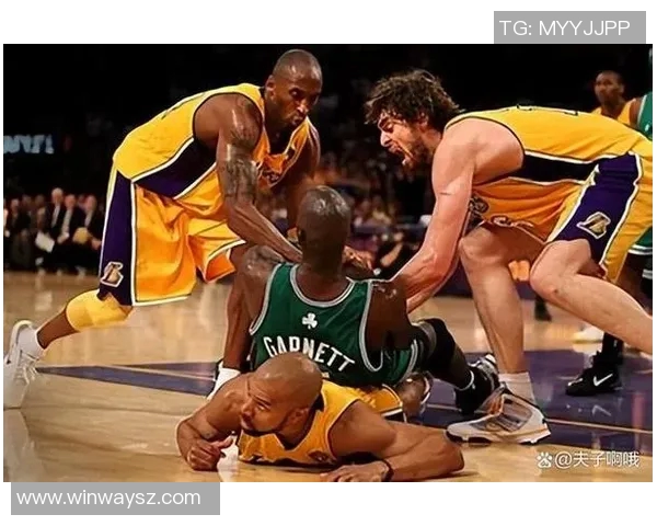 2018年意大利与荷兰精彩对决全场录像回放及精彩瞬间分析